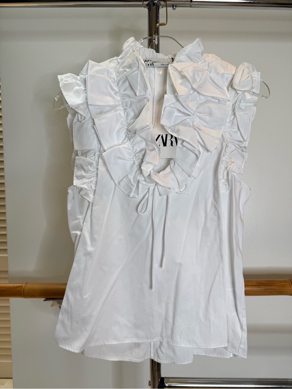 Zara White Ruffle Bow Sleeveless Blouse XS NWT